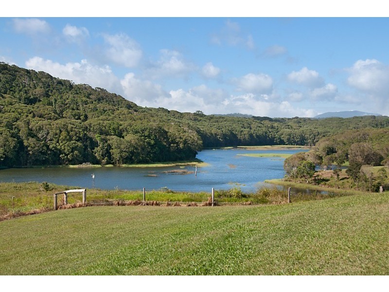 33 Halbert, Barrine QLD 4872