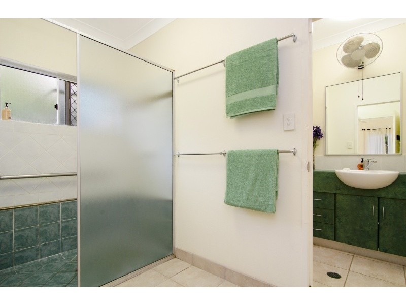 35 villa street, Bayview Heights QLD 4868