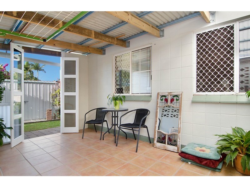 2/22-24 windarra street, Woree QLD 4868