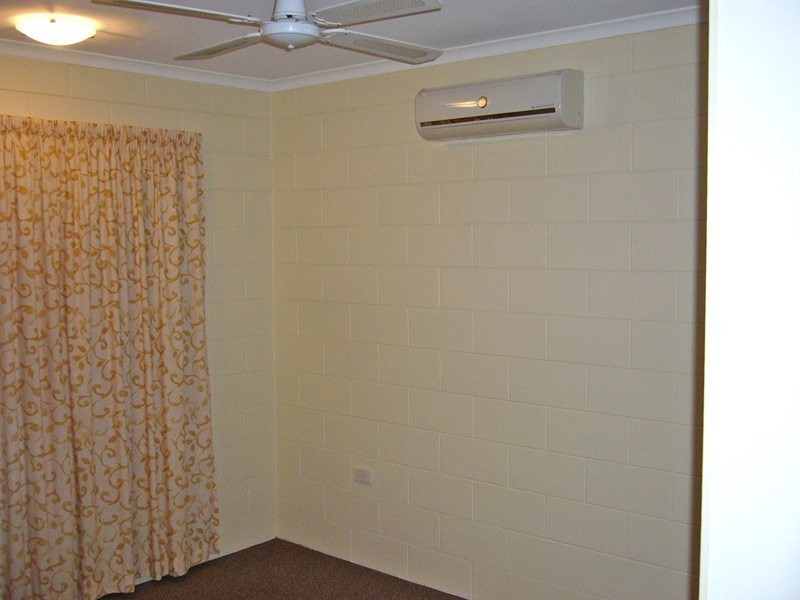 1/10 Nesbit Street, Whitfield QLD 4870