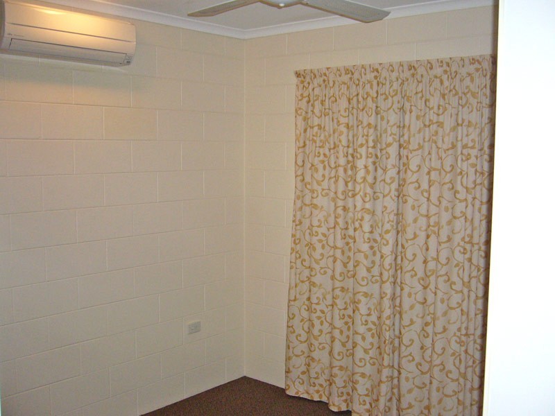 1/10 Nesbit Street, Whitfield QLD 4870