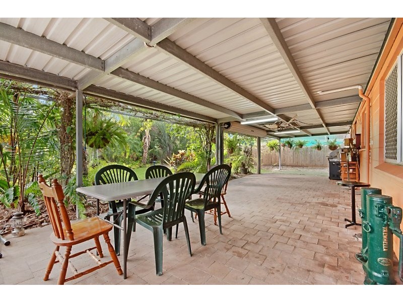 389 Varley Street, Yorkeys Knob QLD 4878
