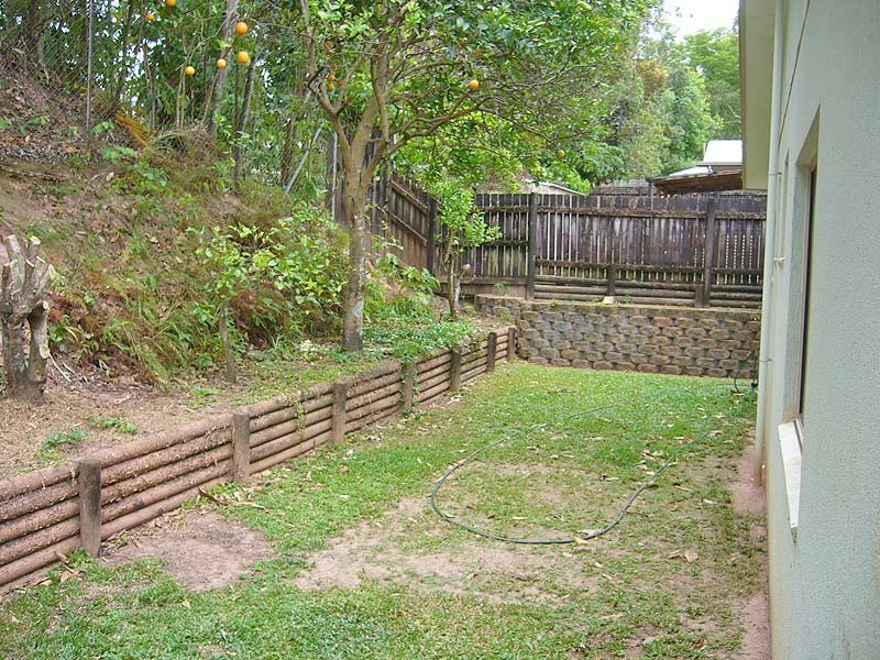Mooroobool QLD 4870