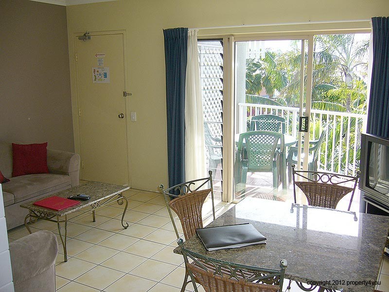 31/129 Oleander Street, Holloways Beach QLD 4878