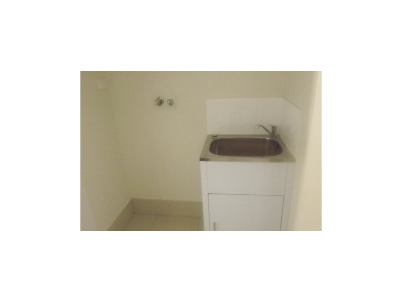 2/1 NADIA PLACE, Morayfield QLD 4506