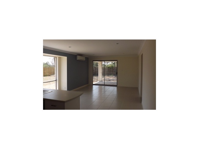 25 Lorikeet Parade, Dakabin QLD 4503