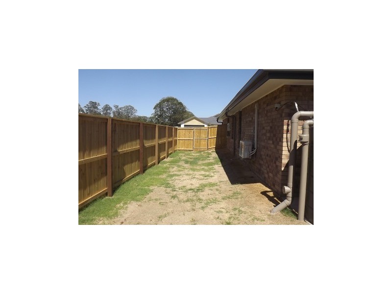 13 Woodfern Drive, Morayfield QLD 4506