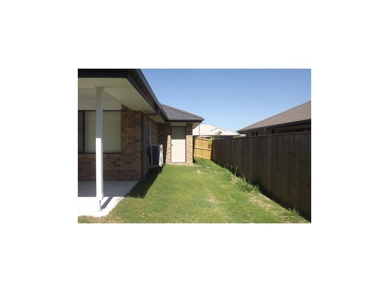 13 Woodfern Drive, Morayfield QLD 4506