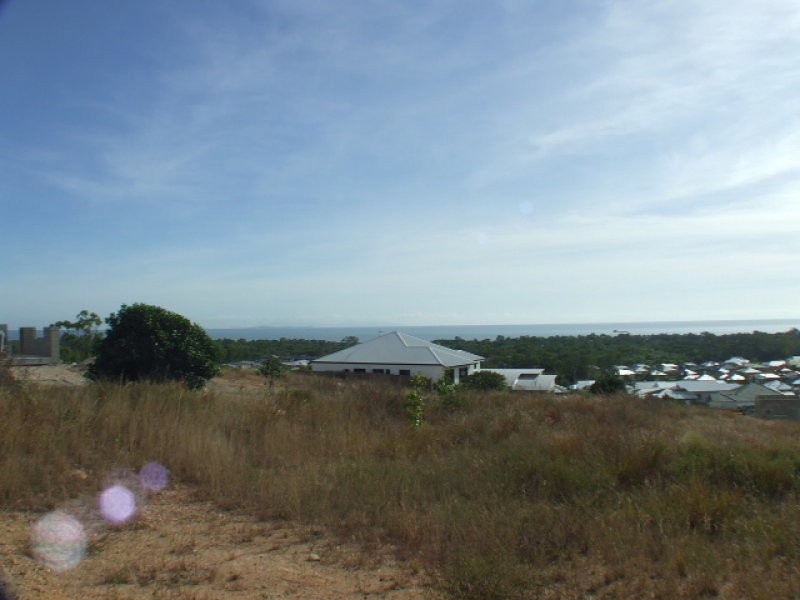 128 Goicoechea Dve, Bushland Beach QLD 4818