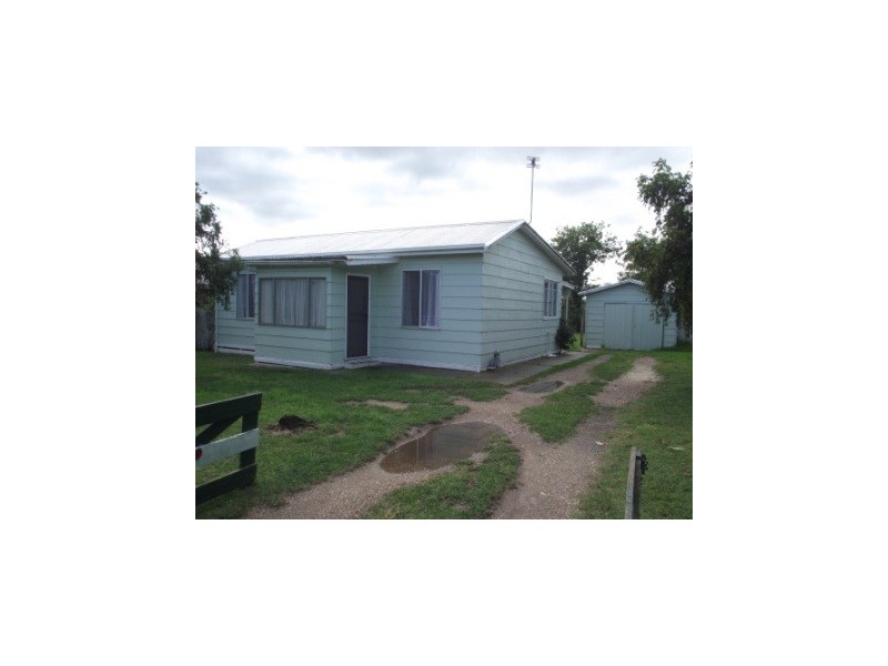 50 Knight Street, Maffra VIC 3860