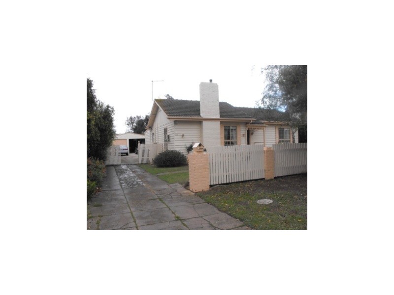 56 Carpenter Street, Maffra VIC 3860