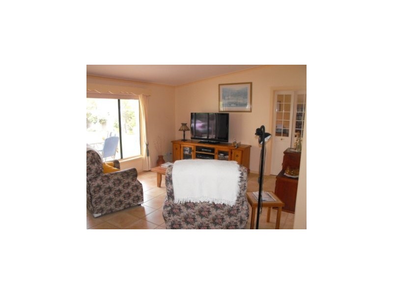 56 Carpenter Street, Maffra VIC 3860