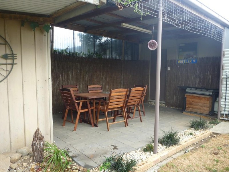 16 Glassford Street, Maffra VIC 3860