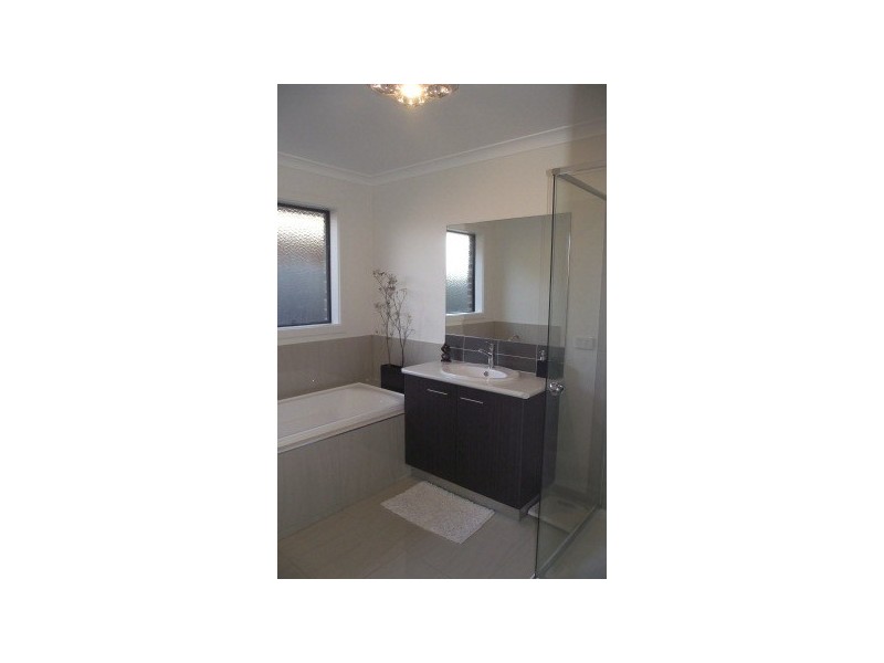 7 Stam Court, Maffra VIC 3860