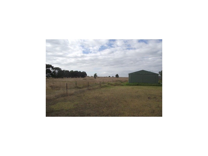 28 Landy Street, Maffra VIC 3860