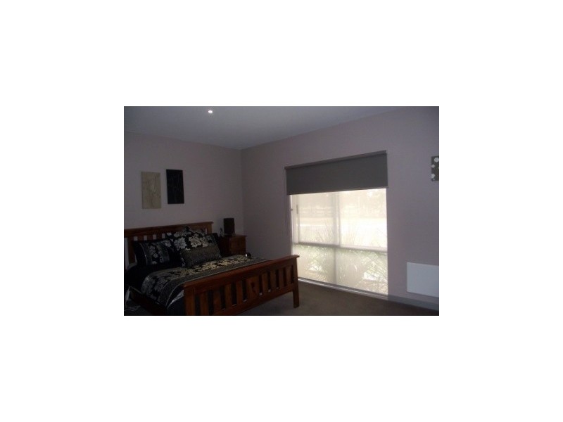 10 McCubbin Street, Maffra VIC 3860