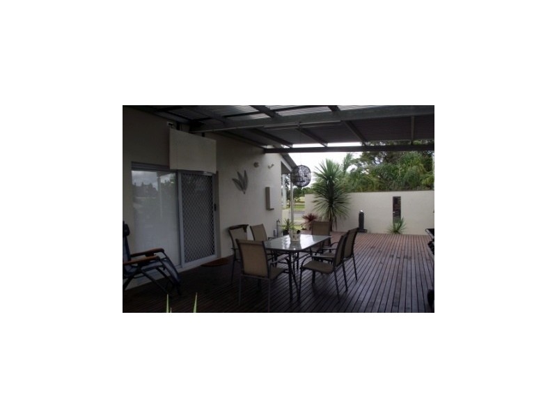 10 McCubbin Street, Maffra VIC 3860