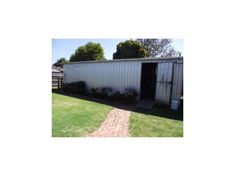 67 Powerscourt Street, Maffra VIC 3860
