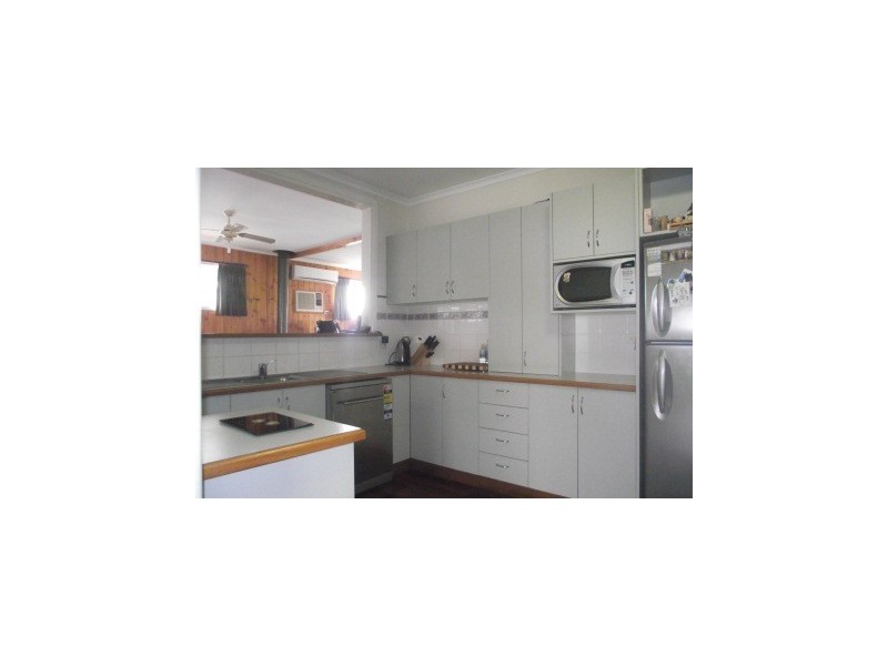 28 George Street, Maffra VIC 3860