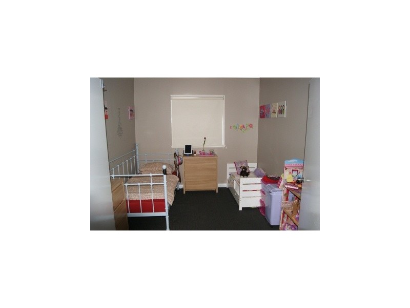 10 Landy Street, Maffra VIC 3860