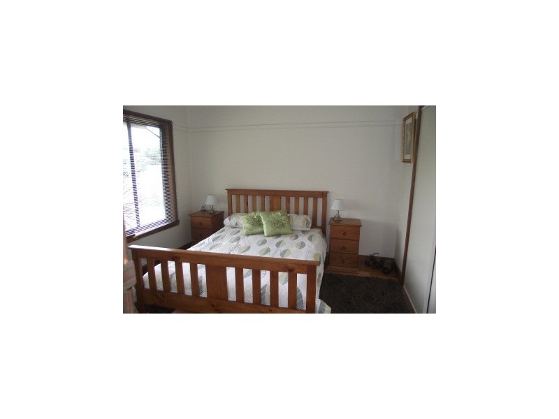92 Powerscourt Street, Maffra VIC 3860