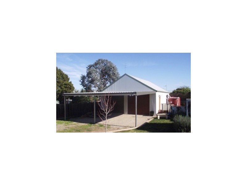 13 Powerscourt Street, Maffra VIC 3860