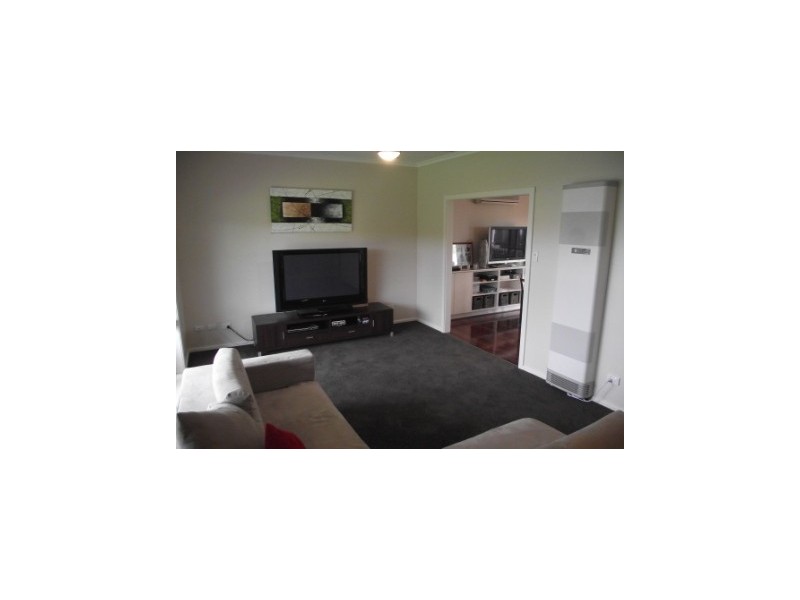 18 Maffra-Sale Road, Maffra VIC 3860