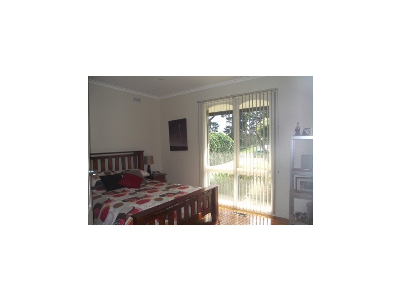 19 McLean Street, Maffra VIC 3860