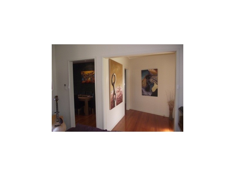 19 McLean Street, Maffra VIC 3860