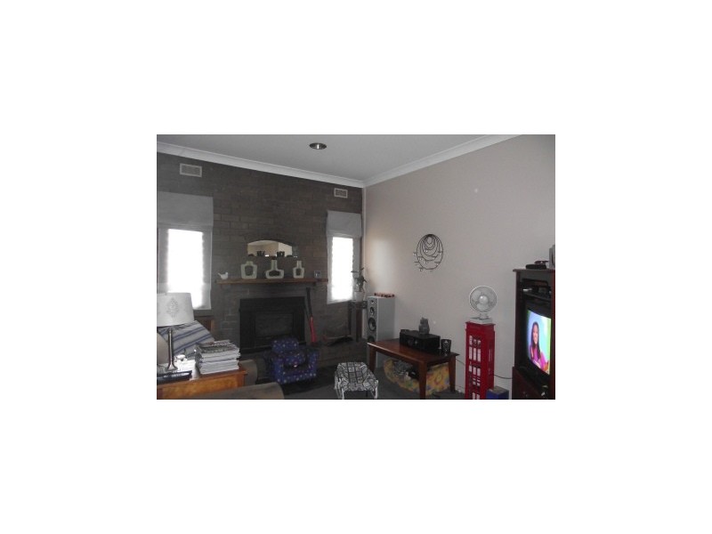 37 Landy Street, Maffra VIC 3860