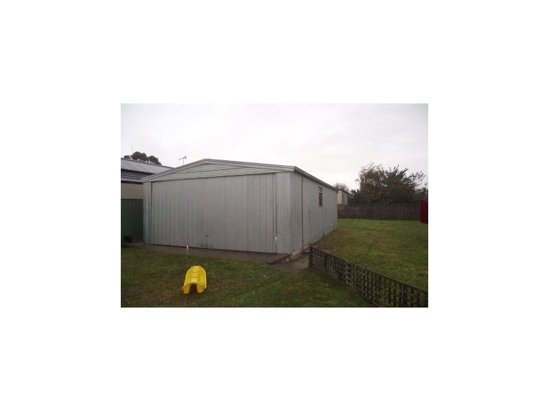 37 Landy Street, Maffra VIC 3860