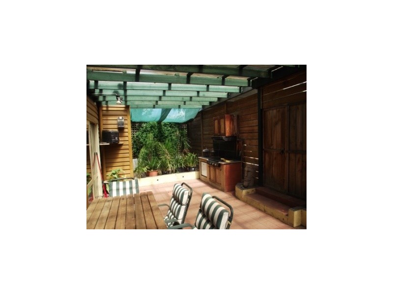 1 Nambrok Avenue, Heyfield VIC 3858