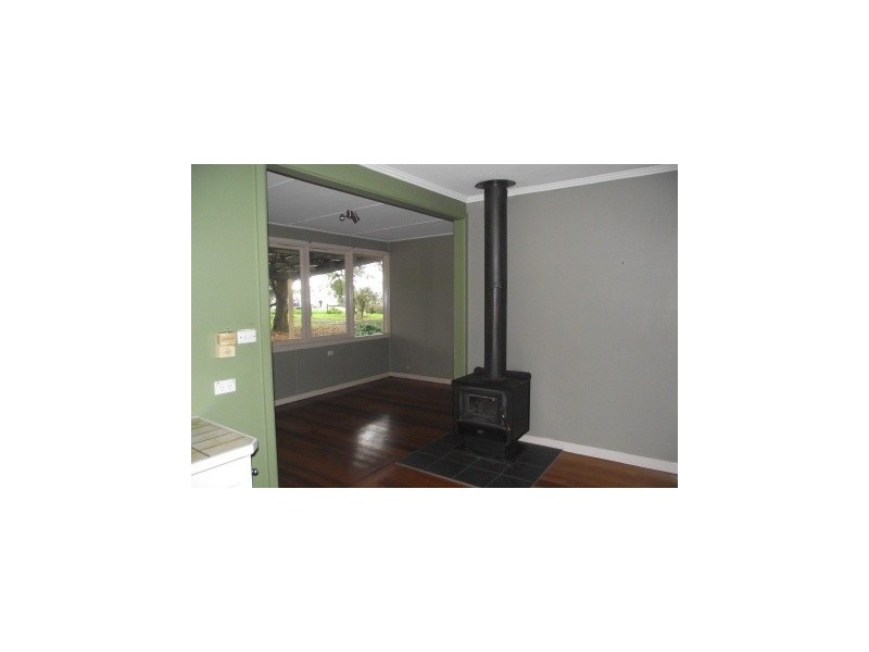 1298 Sale-Cowwarr Road, Nambrok VIC 3847