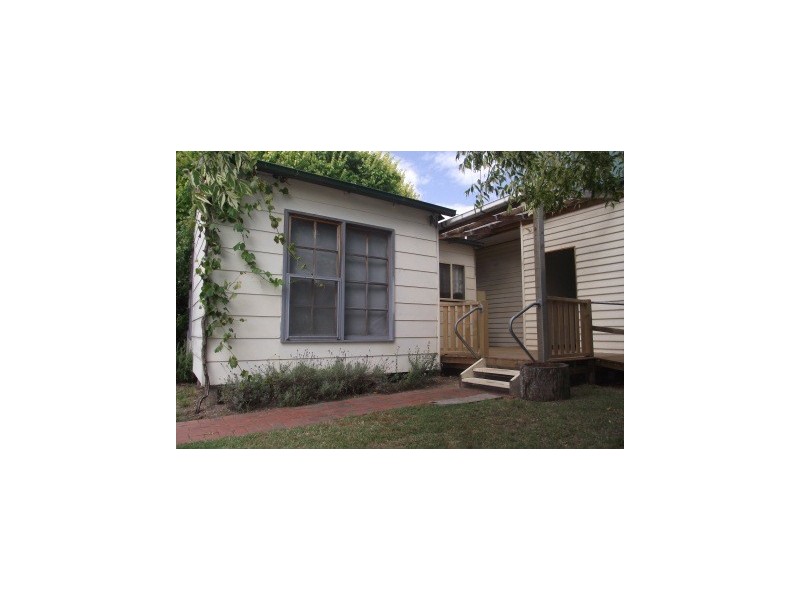 31 McMillan Street, Maffra VIC 3860