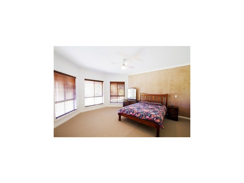 41 Batchelor Court, Maffra VIC 3860