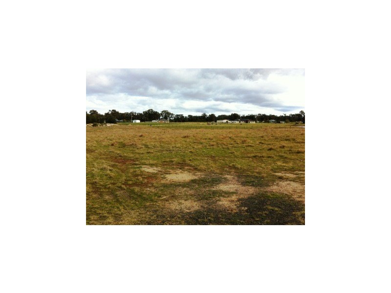 21 Molphy Court, Heyfield VIC 3858