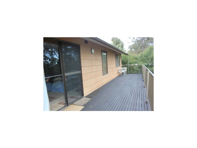106-108 Tamboritha Terrace, Coongulla VIC 3860