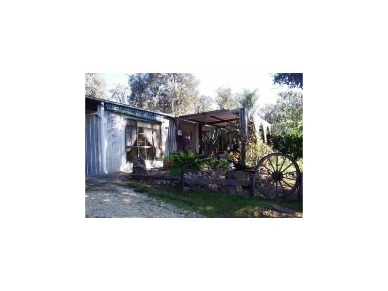 368 Back Wombat Road, Boisdale VIC 3860