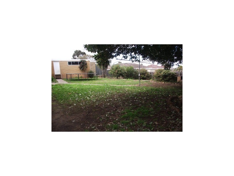 17 McLean Street, Maffra VIC 3860