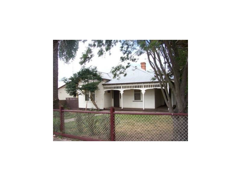 38 Gibney Street, Maffra VIC 3860