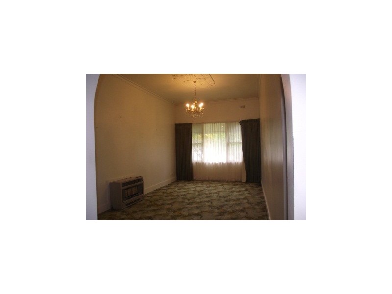 6 Queen Street, Maffra VIC 3860