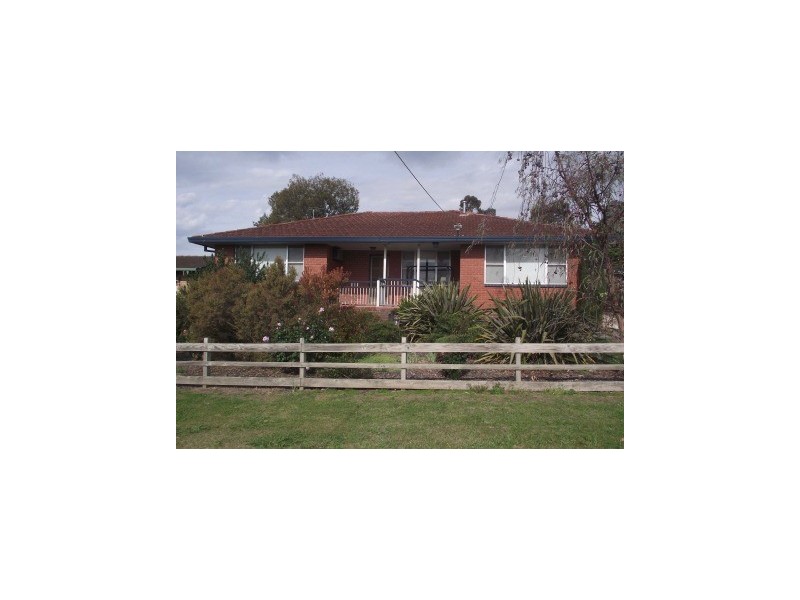 34 Henry Street, Maffra VIC 3860