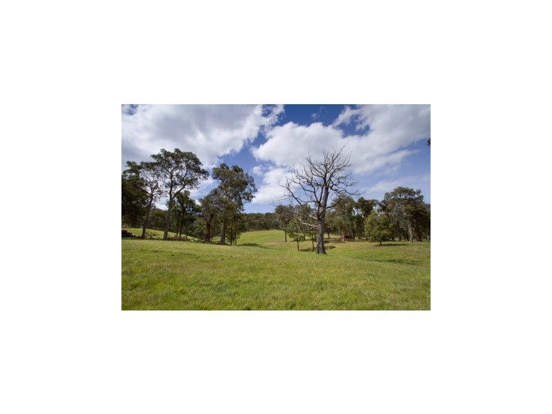 63 Hodges Road, Coongulla VIC 3860