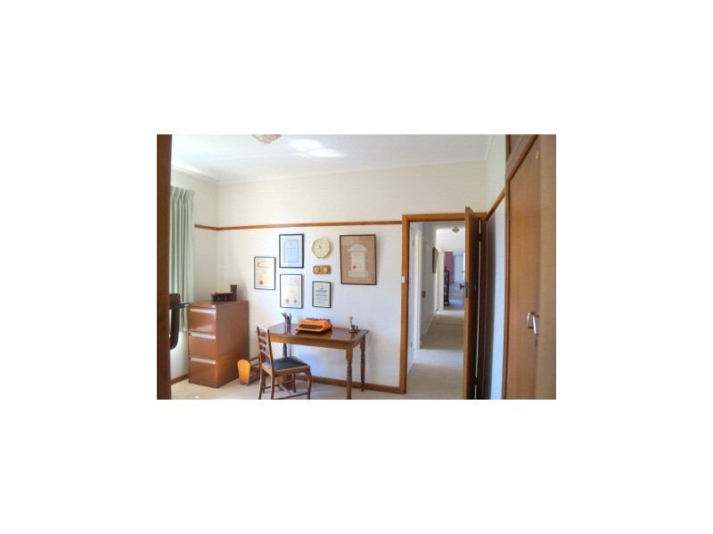 26 McLean Street, Maffra VIC 3860