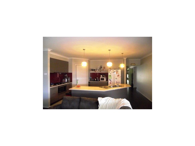 2 Knight Street, Maffra VIC 3860