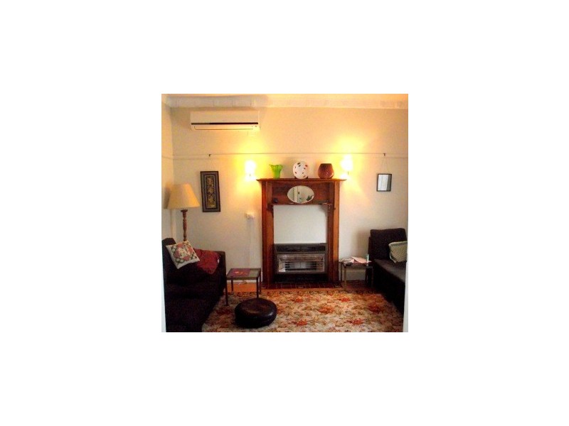 42 Church Street, Maffra VIC 3860