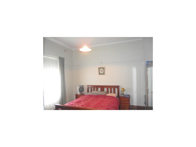 42 Church Street, Maffra VIC 3860