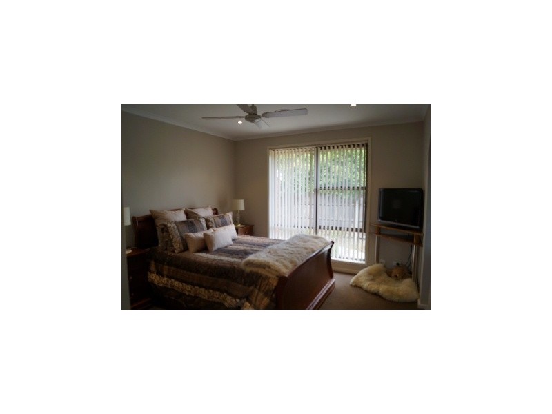 10 Lorrayne Court, Maffra VIC 3860