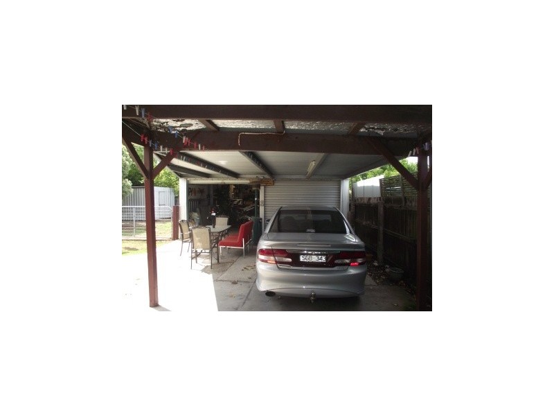 98 Carpenter Street, Maffra VIC 3860