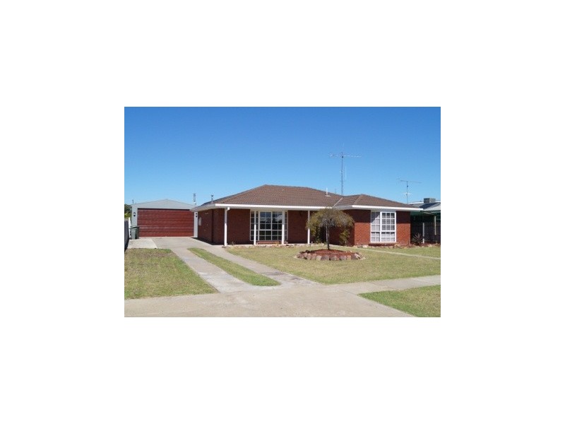 35 Merry Street, Maffra VIC 3860